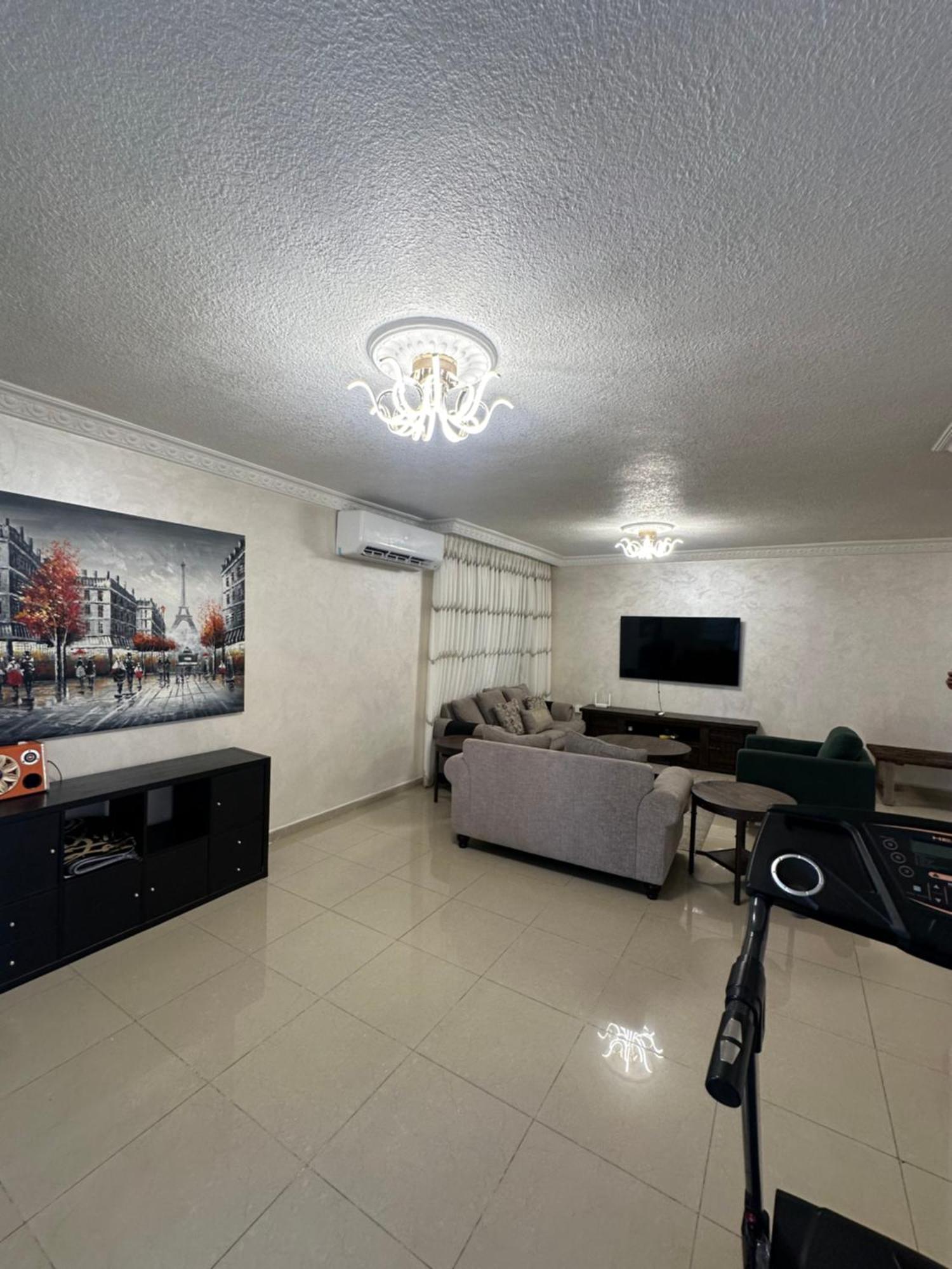 Apartment Gather 'n' Gab Gateway 3 Bedroom Family *