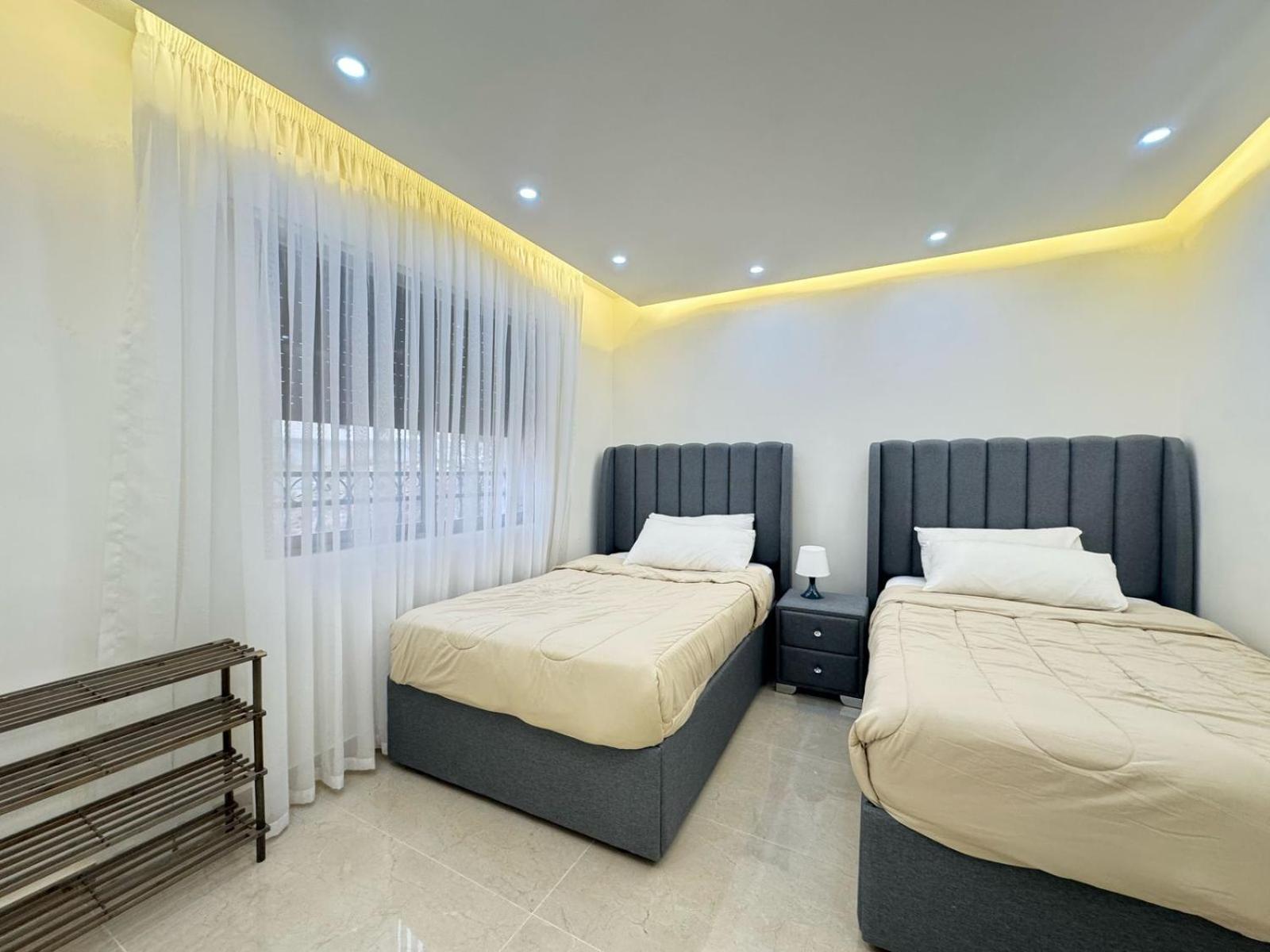 Gather 'n' Gab Gateway 3 Bedroom Family * Amman