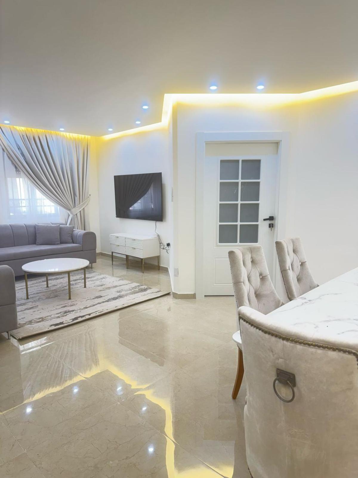 Gather 'n' Gab Gateway 3 Bedroom Family Apartment