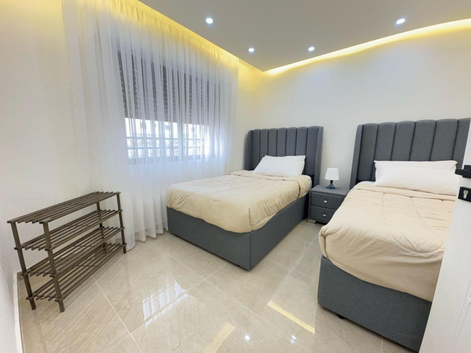 Gather 'n' Gab Gateway 3 Bedroom Family Apartment *