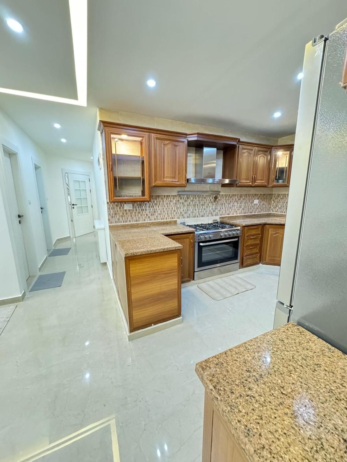 Gather 'n' Gab Gateway 3 Bedroom Family Apartment Amman